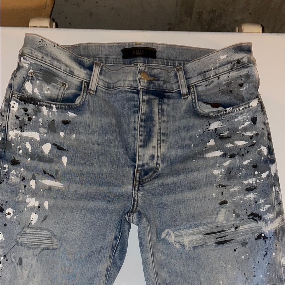 Stylish Blue Distressed Jeans